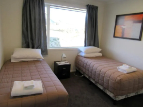 Tesoro Lake View Lodge