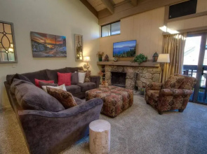 Our Happy Place 3 Bedroom Home by RedAwning