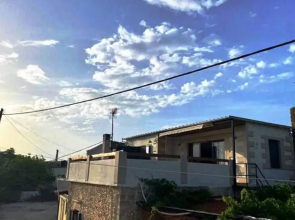 Nikos Traditional House