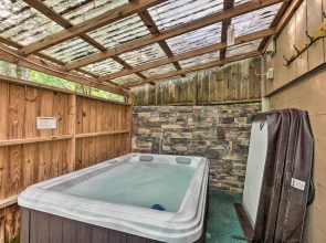 Cozy Cabin on Tenn River - 10 Mi to Chattanooga!