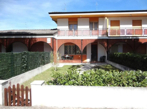 Beautiful House With Garden Near the Beach by Beahost Rentals