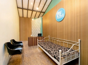 Ze Room by Oyo Rooms