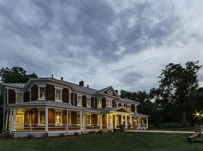 Grand Victorian Inn