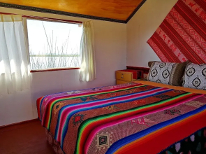 Uros Titicaca khantaniwa Lodge