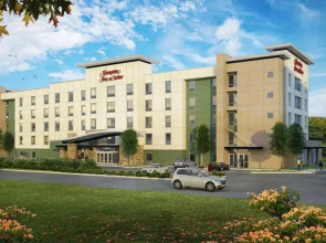 Hampton Inn & Suites Bellevue Downtown-Seattle