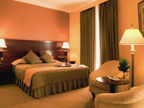 Golden Tulip Khatt Springs Resort & Spa