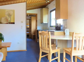Geraumiges Ferienhaus im Kellerwal mit Terrasse