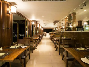 Отель Karon Phunaka Resort & Spa