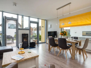 Ostsee Reetdachhaus Nr 11 NEWPORT im Strand Resort