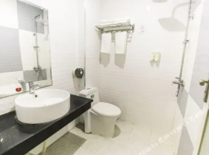 Kaili Lazy Holiday Hotel (Huancheng East Road)