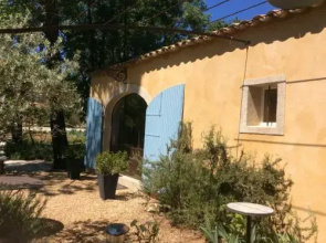 Le Bois De La Cour