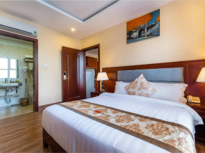 Nhat Minh Hotel and Apartment