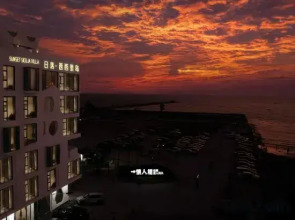 Sunset, Sicilian Beauty (Huidong Double Moon Bay lovers embankment shop)