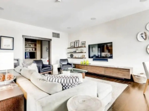 3 Bedroom Luxury Residence in Lionshead Village - Mere Steps to Eagle Bahn Gondola