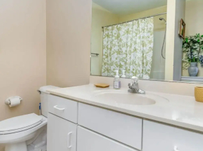 Sea La Vie Large and Updated Within Walking Distance to the Beach