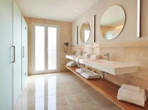 Grupotel Playa de Palma Suites & Spa