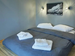 Art Luxury Designer Apartment