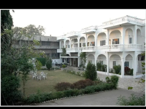 Hotel Saheli Palace