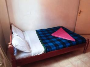 Safe Life Lodge
