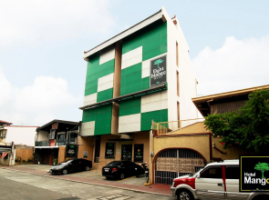 8 Mango Hotel