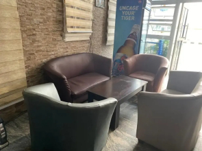 Camzy Villa Hotel