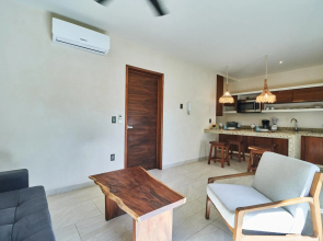 1 bedroom Penthouse with Private Rooftop & Plunge Pool in La Veleta