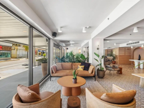 HiBird- Apartment and Suites Hotel