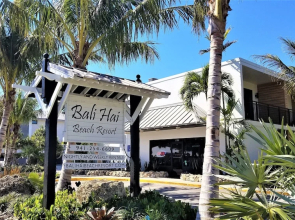 Bali Hai Beachfront Resort and Spa