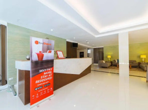 RedDoorz Premium @ Sta Rosa Tagaytay Road