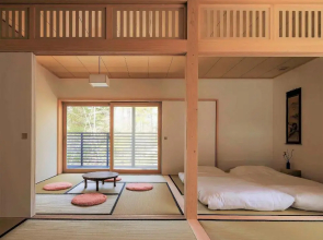 Shishi Iwa House