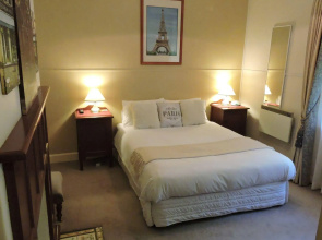 Kubba Roonga Guesthouse - Luxury Spa Retreat