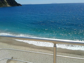 Magic Ionian Apartments & Rooms