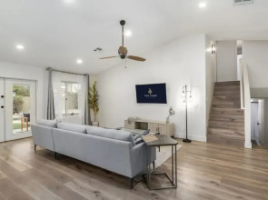 5BR Citrus Estate Sleeps 13 Free Htd Pool Gameroom