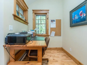 Sunset Dreams A Lovely 4 bed 3 bath family cottage on Lake Rosseau