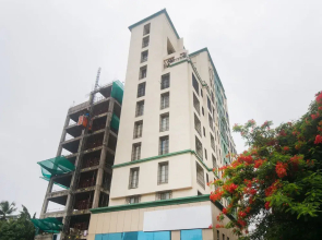 OYO 20015 SilverKey Bandra East BKC Bandra