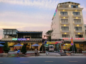 Hotel Van Xuan 79