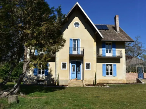 Baccara Lodge