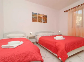 Seafront Apartments Anthony