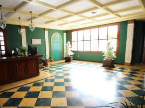 Vivaldi Aticos Climatized Pool