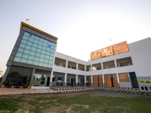 Capital O 70965 Sudhir Hotel And Banquet