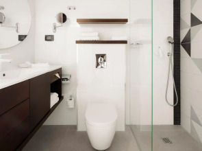 Renaissance Tel Aviv