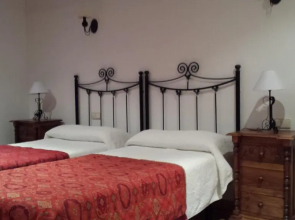 Hostal Rio Almar