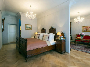 Boutique Hotel Constans