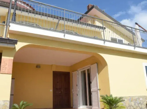 Cilento Apartment in Villa With sea Views