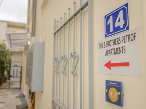 The 3 Brothers' Apts