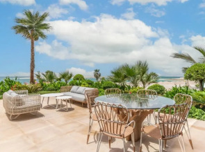 Отель Voco Dubai Monaco The Heart of Europe