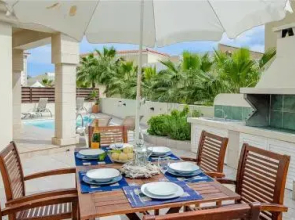 Rent Private Villa 164