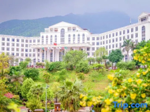 Luofushan Jiabaotian International Hotspring Resort