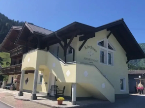 Apartment in Hollersbach Near Ski Lift