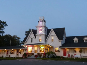 Lakelawn B&B Motel